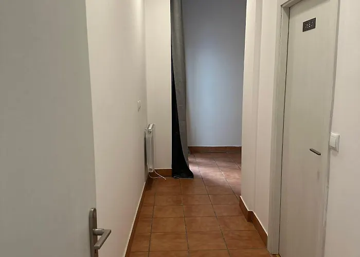 Urban Garden Albergue